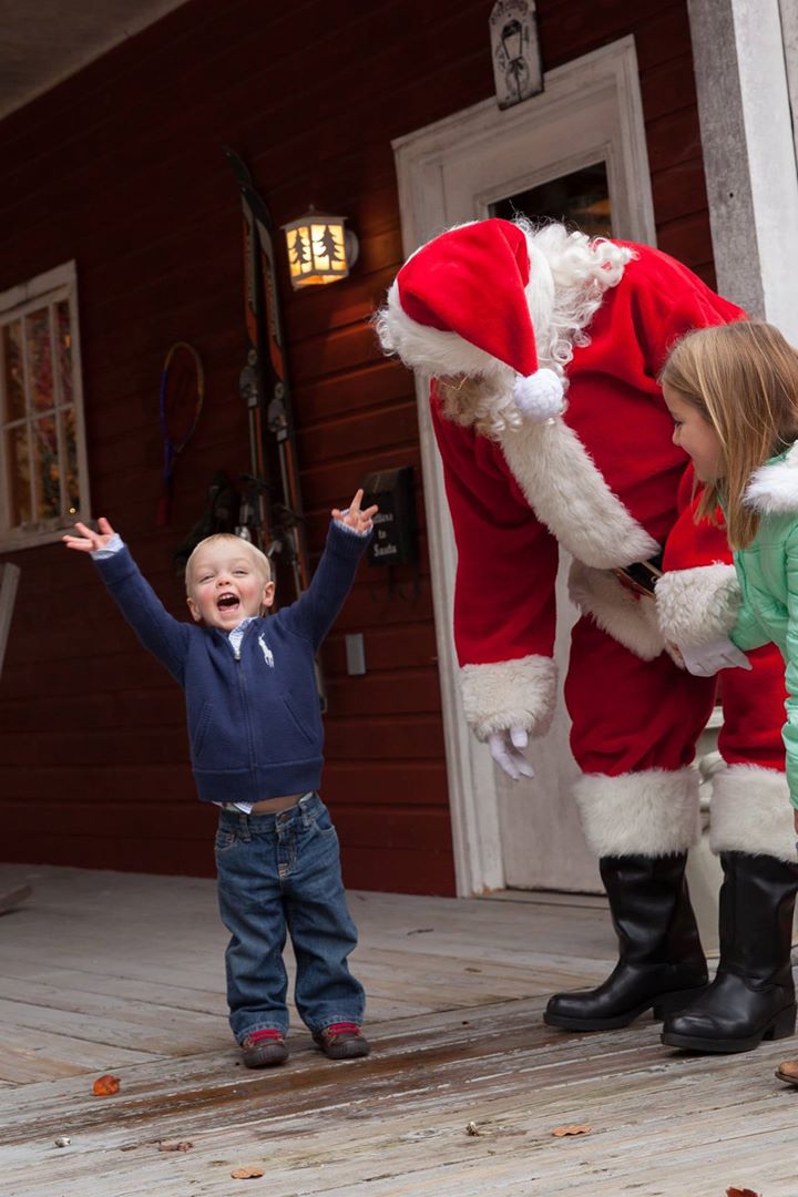 Santa greeting the children at Hensler's