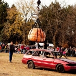 pumpkin-drop-2010_048