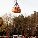 pumpkin-drop-2010_054